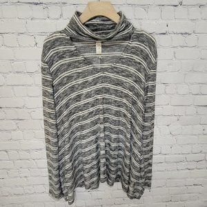 Lazy Sundays Turtle Neck Striped Sweater Size Large NWT